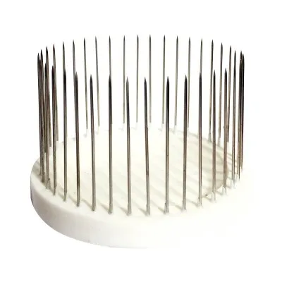 Cage d’isolation à pointes