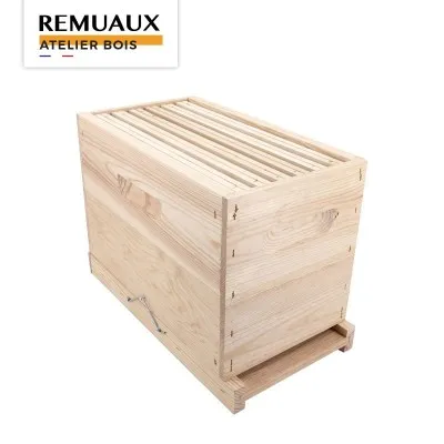 Ruchette Dadant 6 cadres complète fabriqué par l'atelier de menuiserie Apiculture Remuaux Ruchette Dadant 6 cadres complète fabriqué par l'atelier de menuiserie Apiculture Remuaux