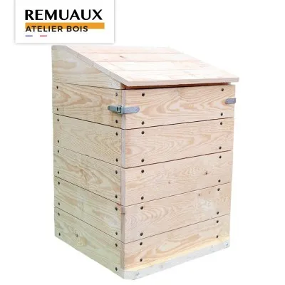Composteur 300L avec coffre fabriqué par l'atelier de menuiserie Apiculture Remuaux dans le Tarn