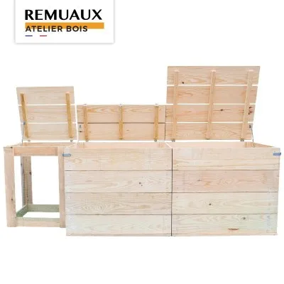Station de compostage fabriquée par l'atelier de menuiserie Apiculture Remuaux dans le Tarn