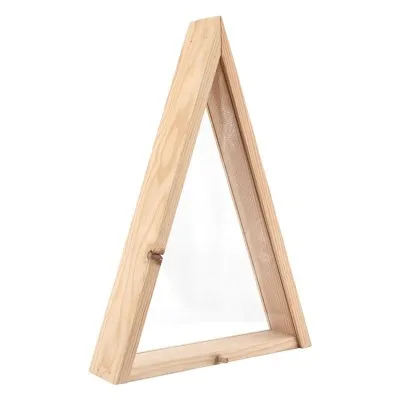 Coffret pyramide en bois fabriqué en France par l'atelier de menuiserie Remuaux