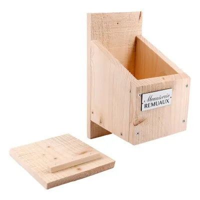 Gîte à chauve-souris en bois de pin avec toit amovible, fabriqué dans le Tarn par la Menuiserie Remuaux Gîte à chauve-souris en bois de pin avec toit amovible, fabriqué dans le Tarn par la Menuiserie Remuaux